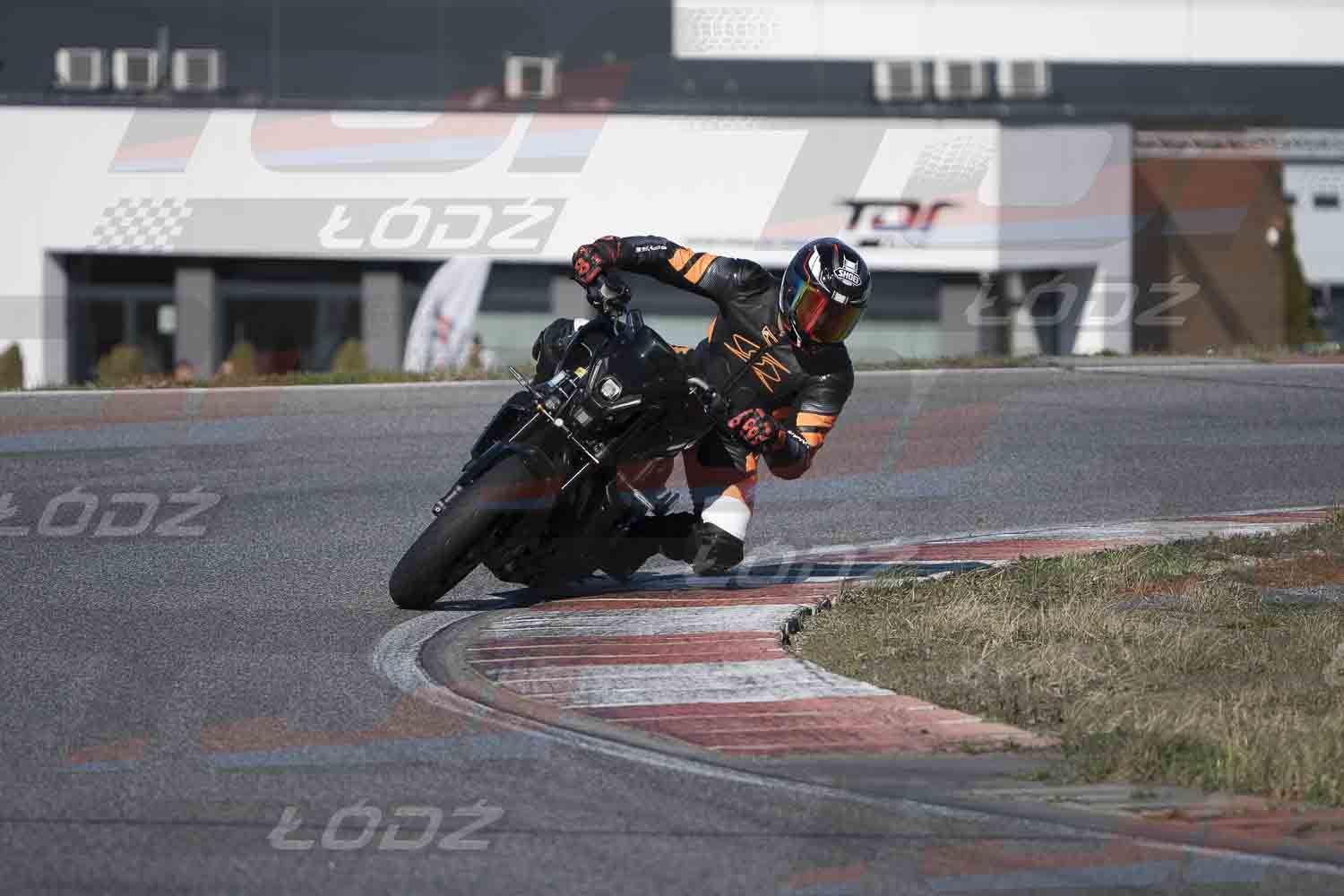 4425TDmoto (17).jpg