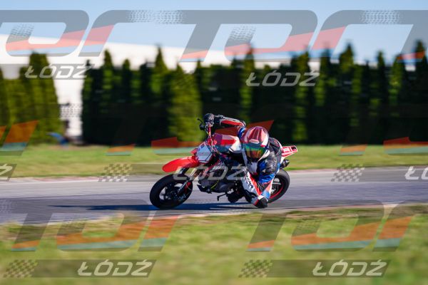25.04.04 TM-0869.jpg