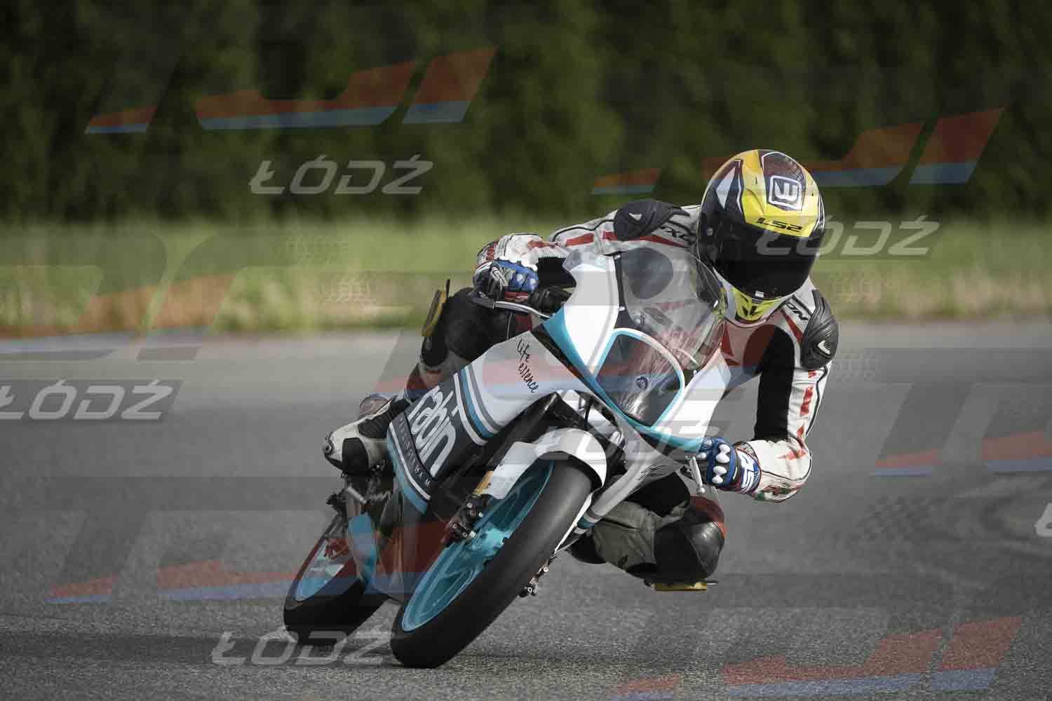 040525TDmoto (4).jpg