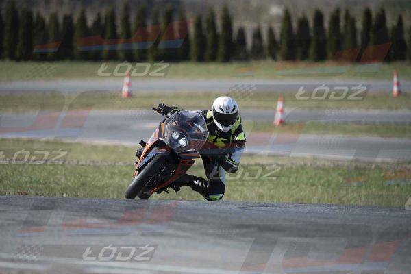 4425TDmoto (36).jpg