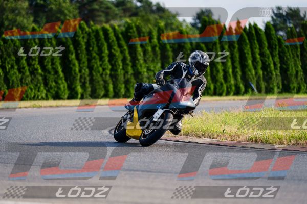 25.06.20 TM-2435.jpg