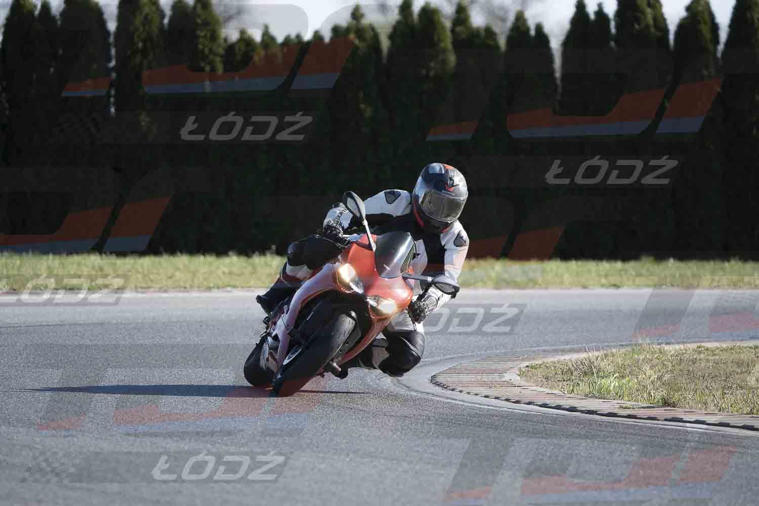 4425TDmoto (100).jpg