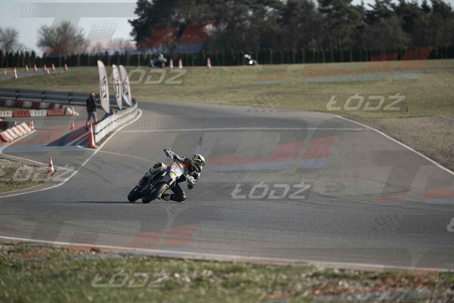 4425TDmoto (208).jpg