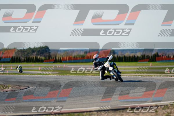 25.04.04 TM-9915.jpg