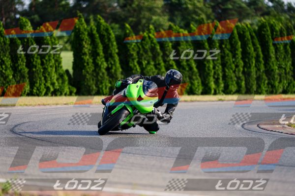 25.06.20 TM-2429.jpg