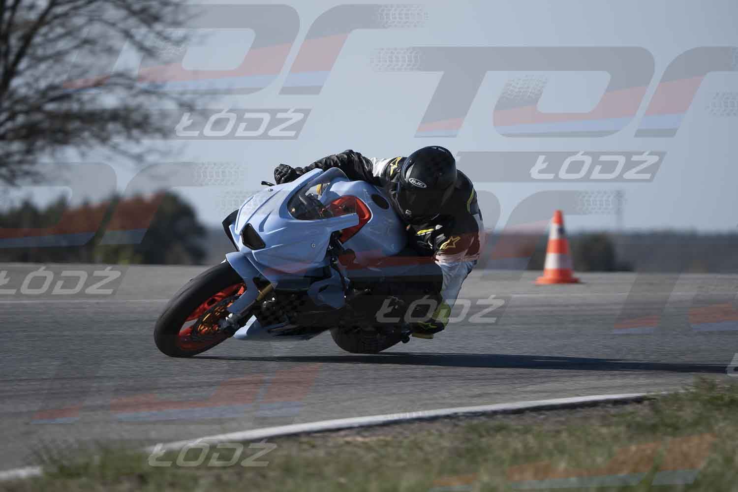 4425TDmoto (65).jpg