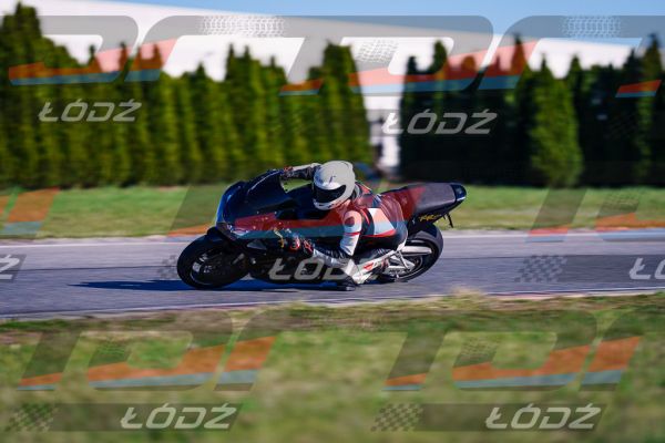 25.04.04 TM-0457.jpg