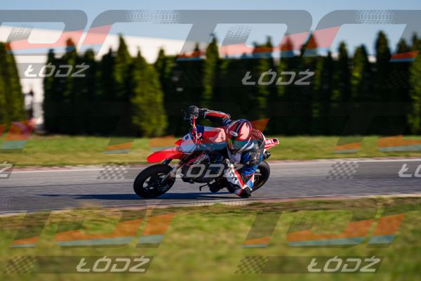 25.04.04 TM-0714.jpg