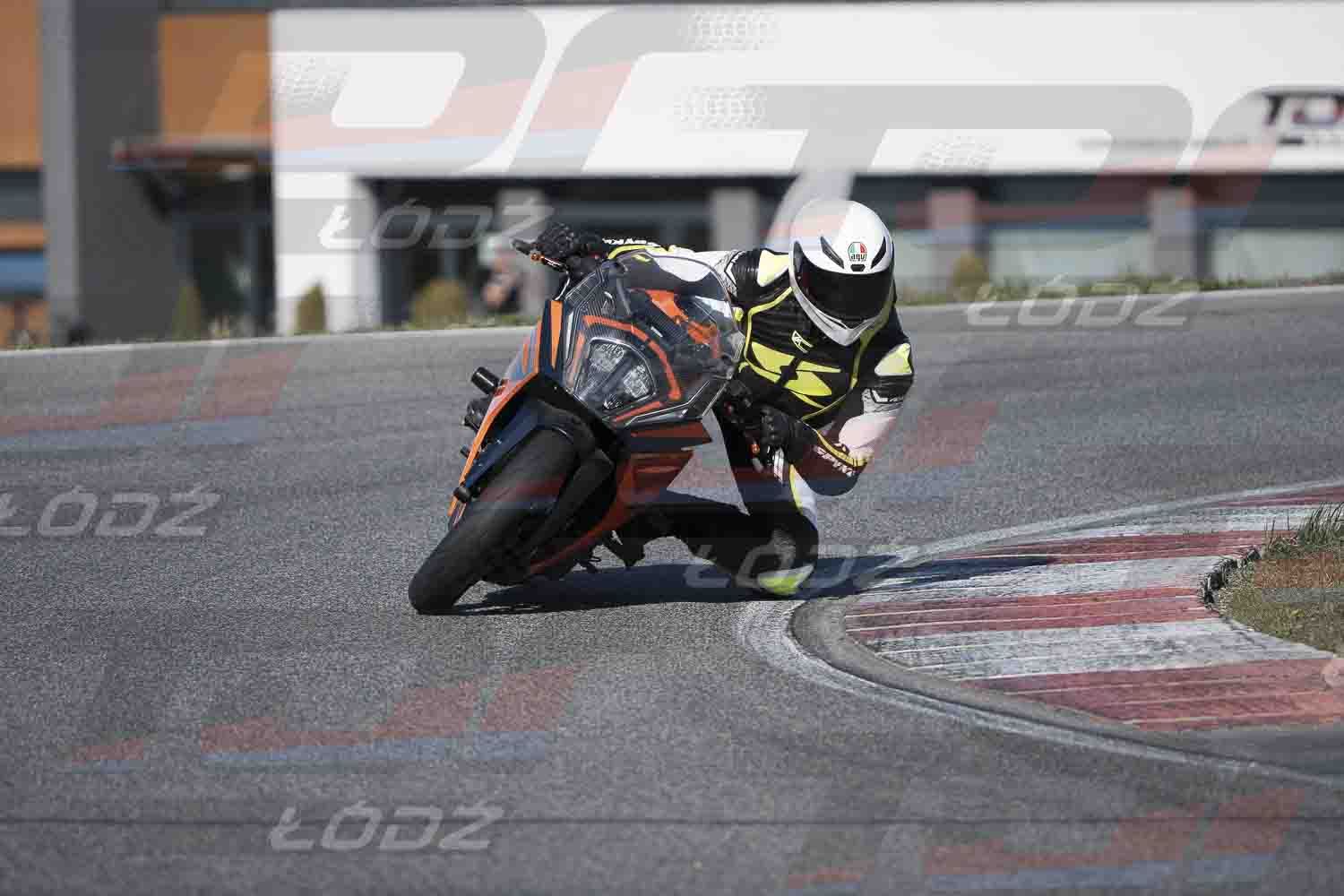 4425TDmoto (25).jpg