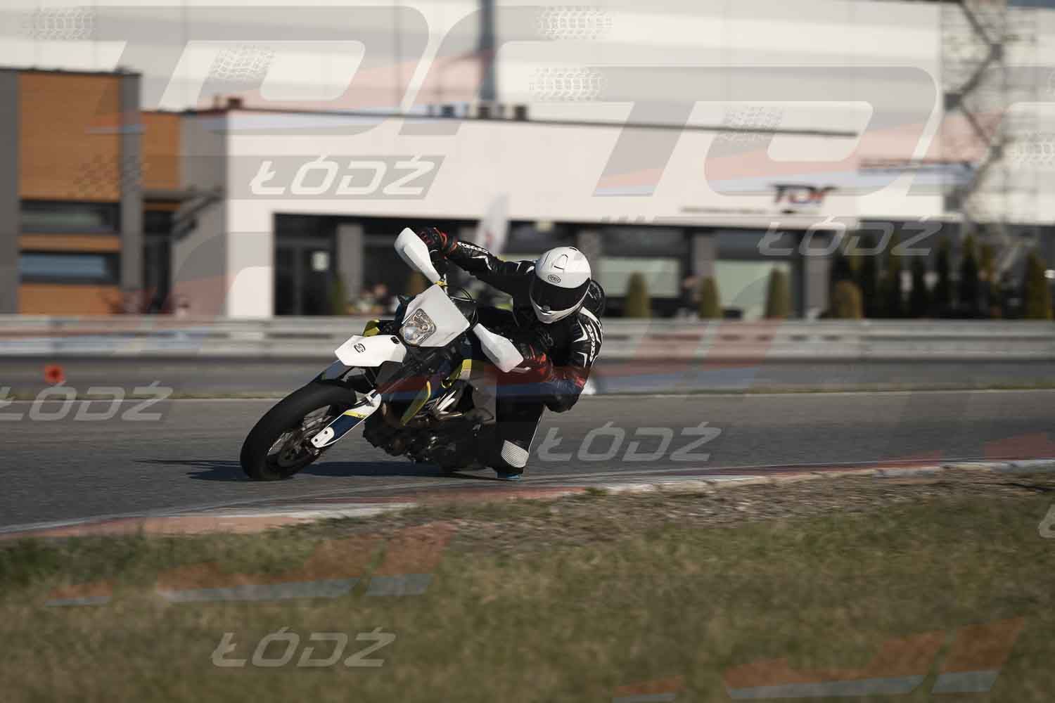 4425TDmoto (117).jpg