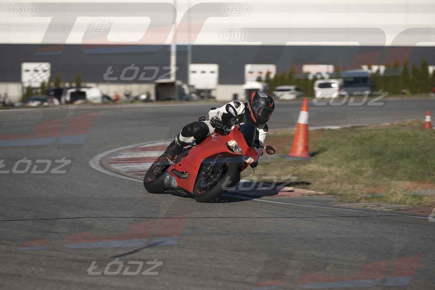4425TDmoto (142).jpg