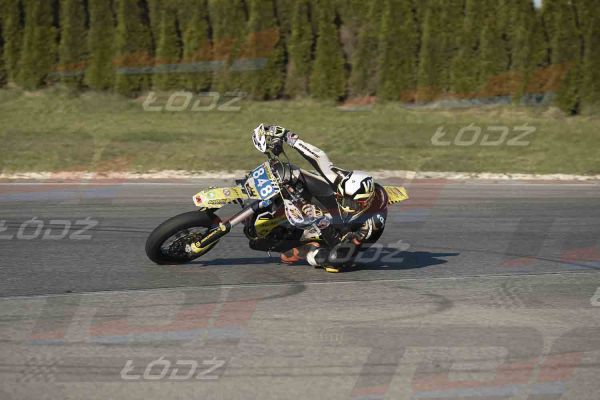 4425TDmoto (201).jpg