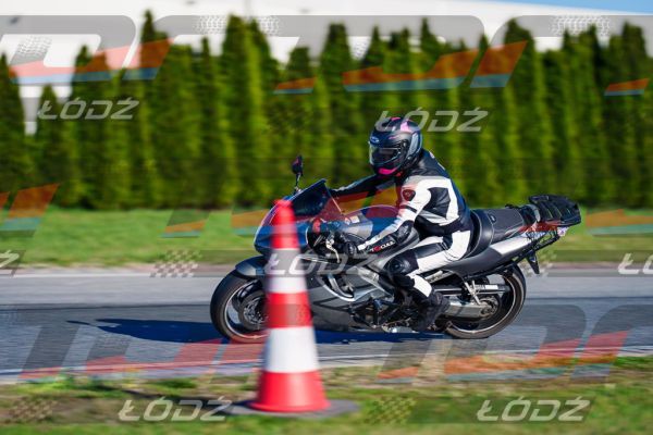 25.04.04 TM-1173.jpg