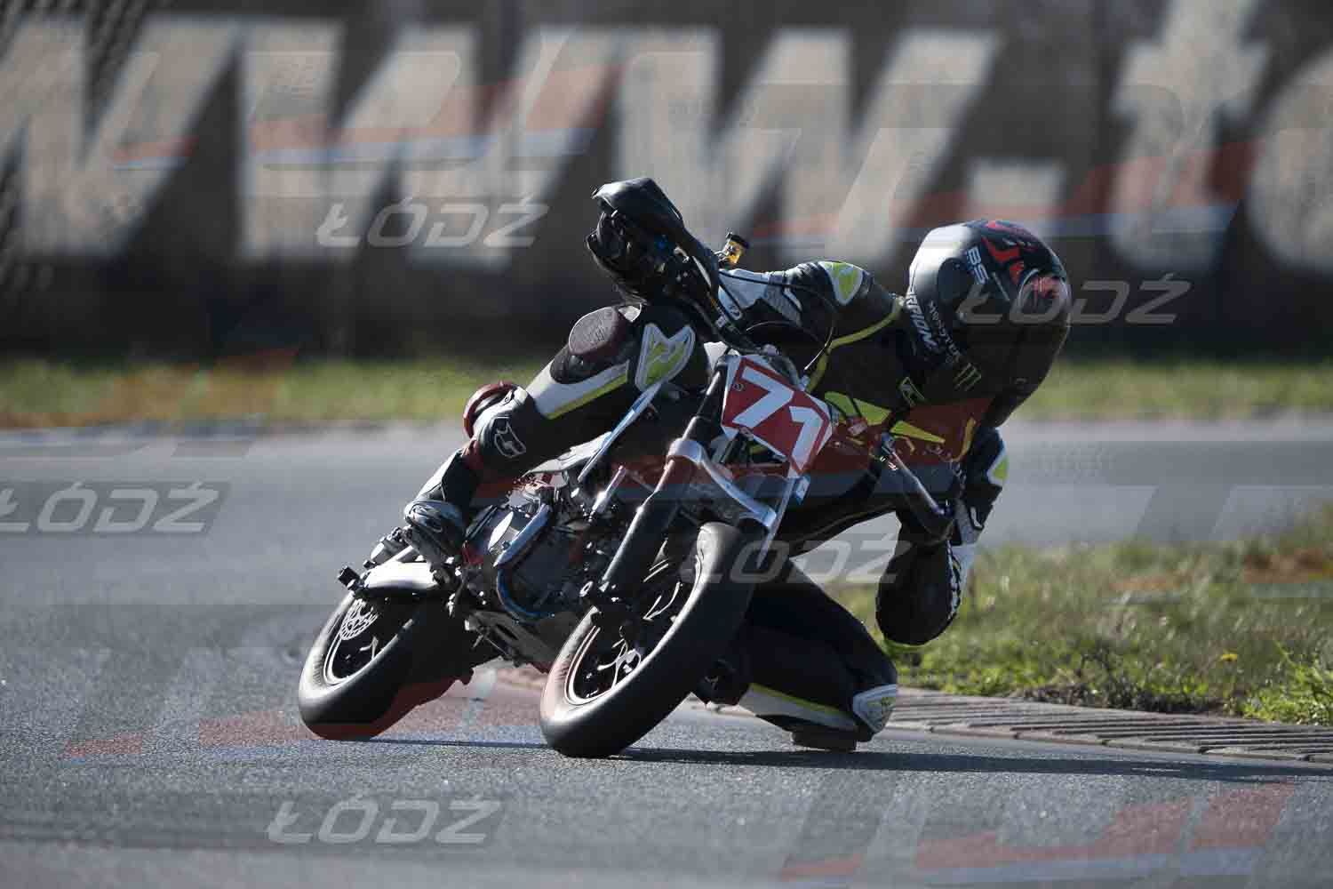 4425TDmoto (75).jpg