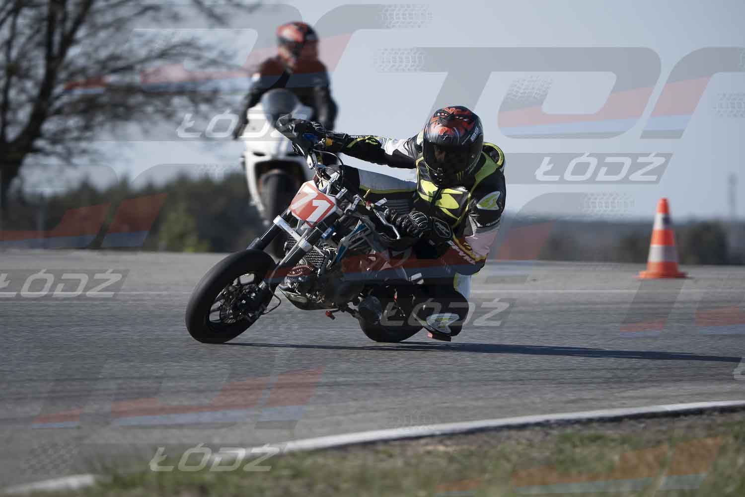 4425TDmoto (66).jpg