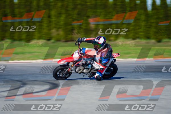 25.04.04 TM-9356.jpg