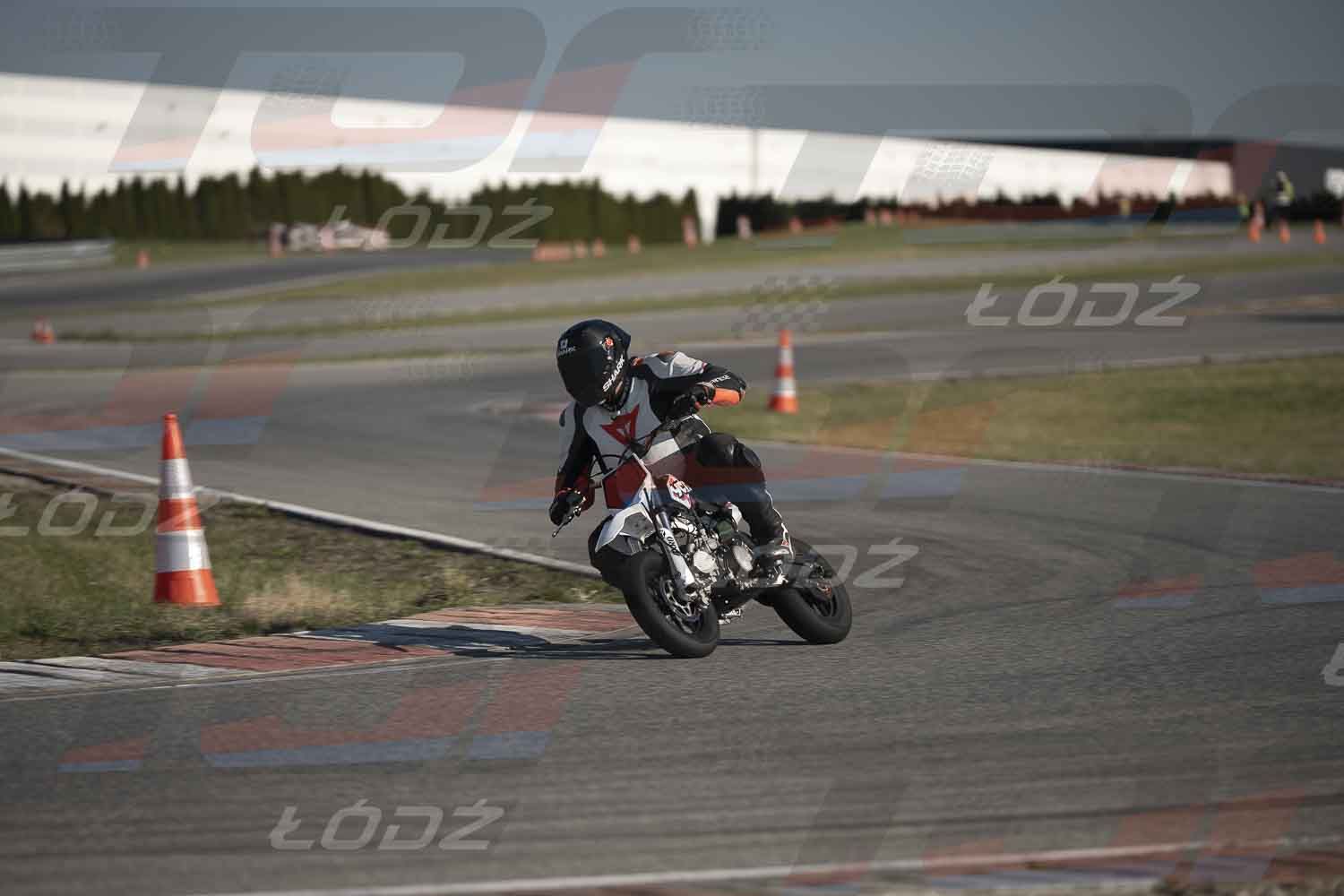 4425TDmoto (101).jpg