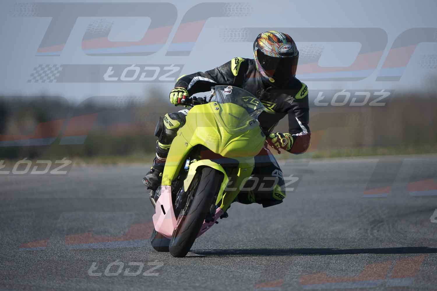 4425TDmoto (7).jpg