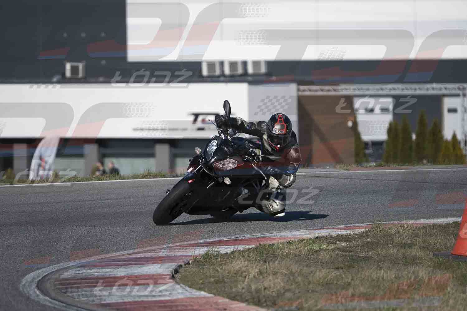 4425TDmoto (21).jpg
