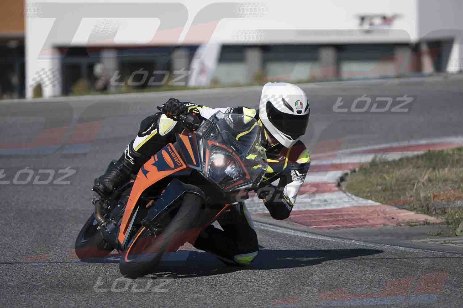 4425TDmoto (26).jpg