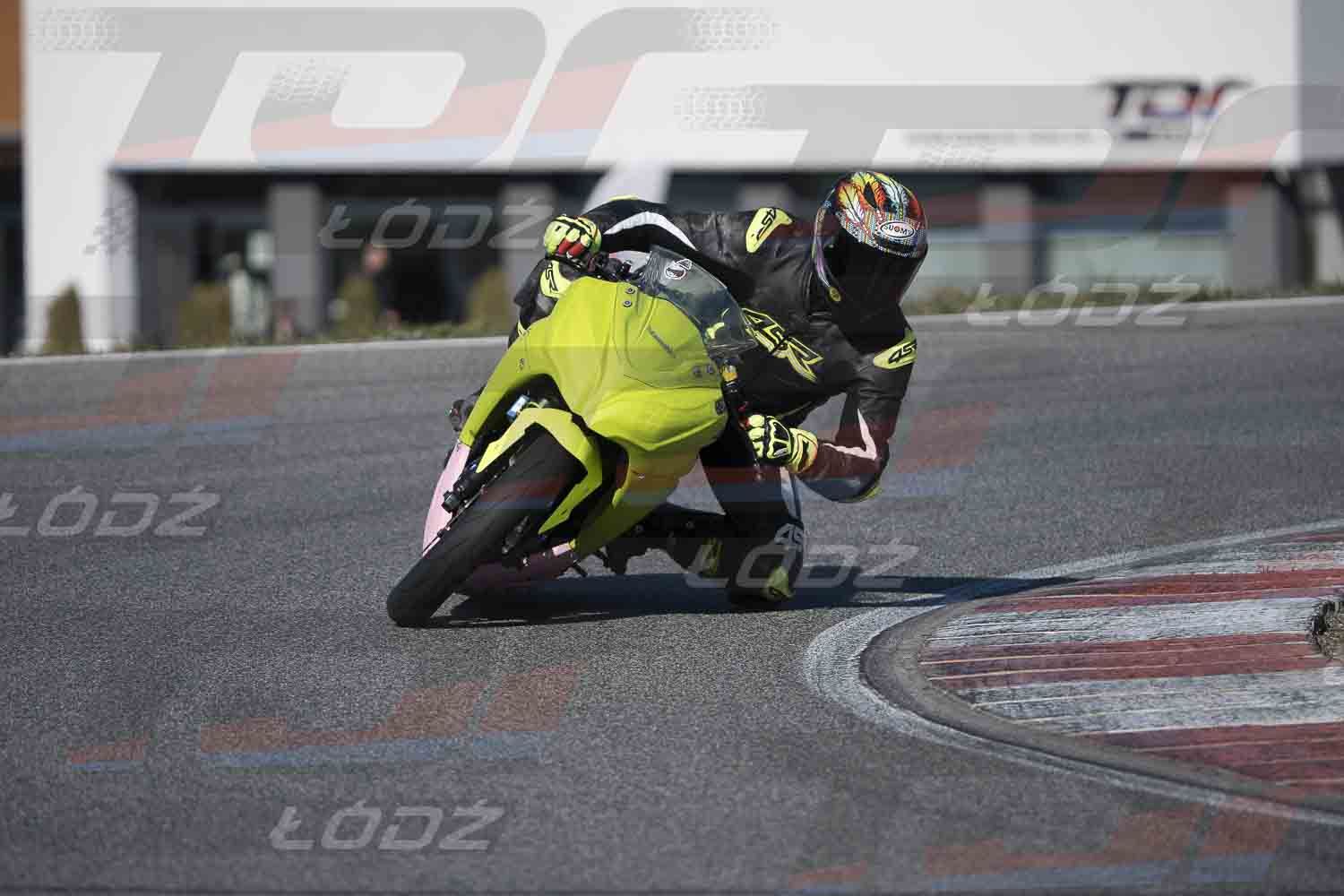 4425TDmoto (28).jpg