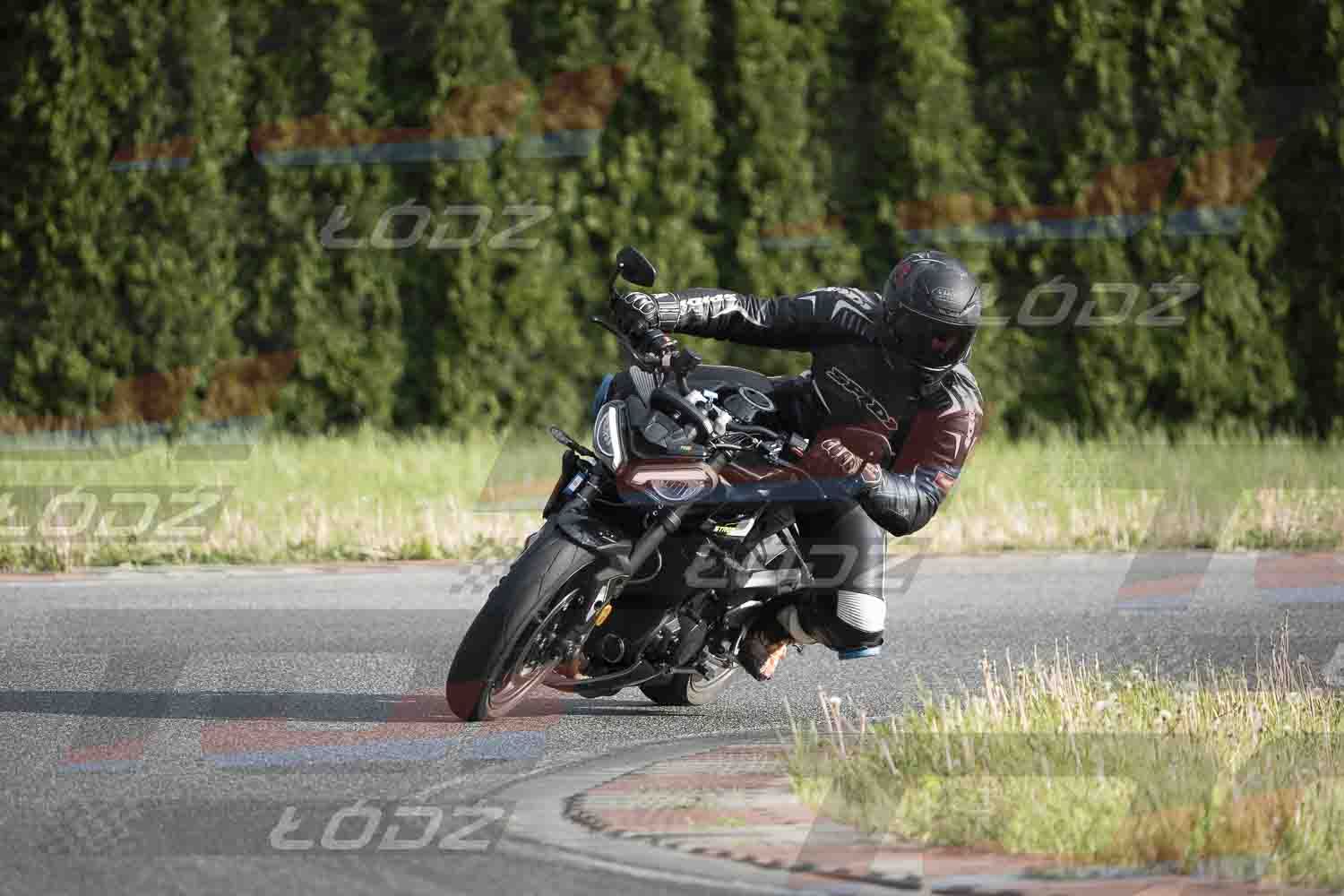 040525TDmoto (12).jpg