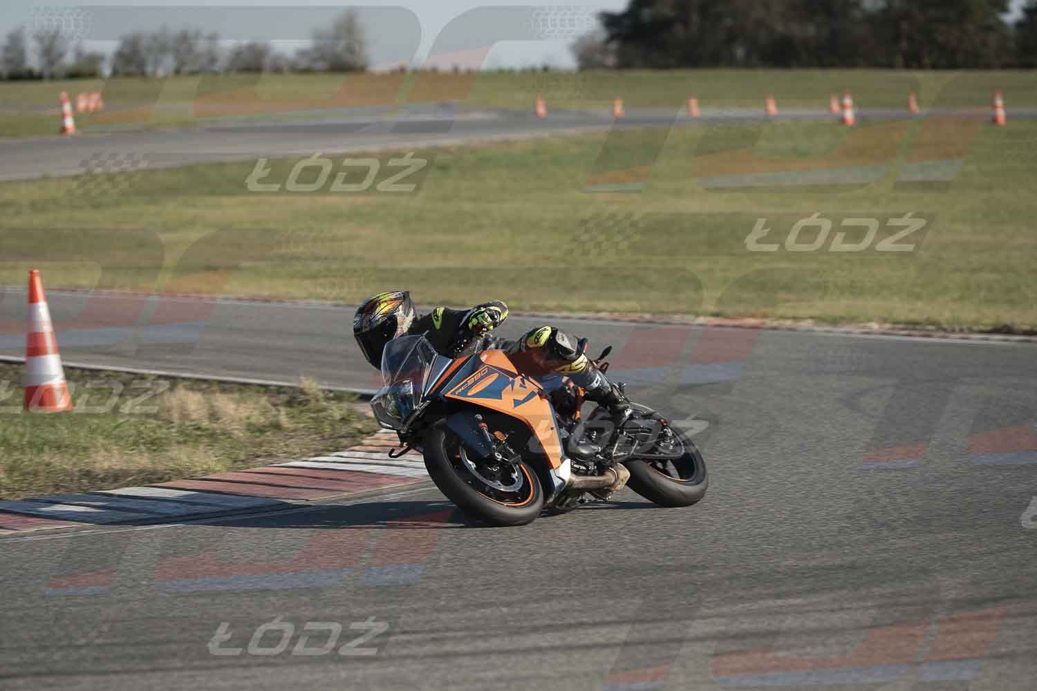 4425TDmoto (176).jpg