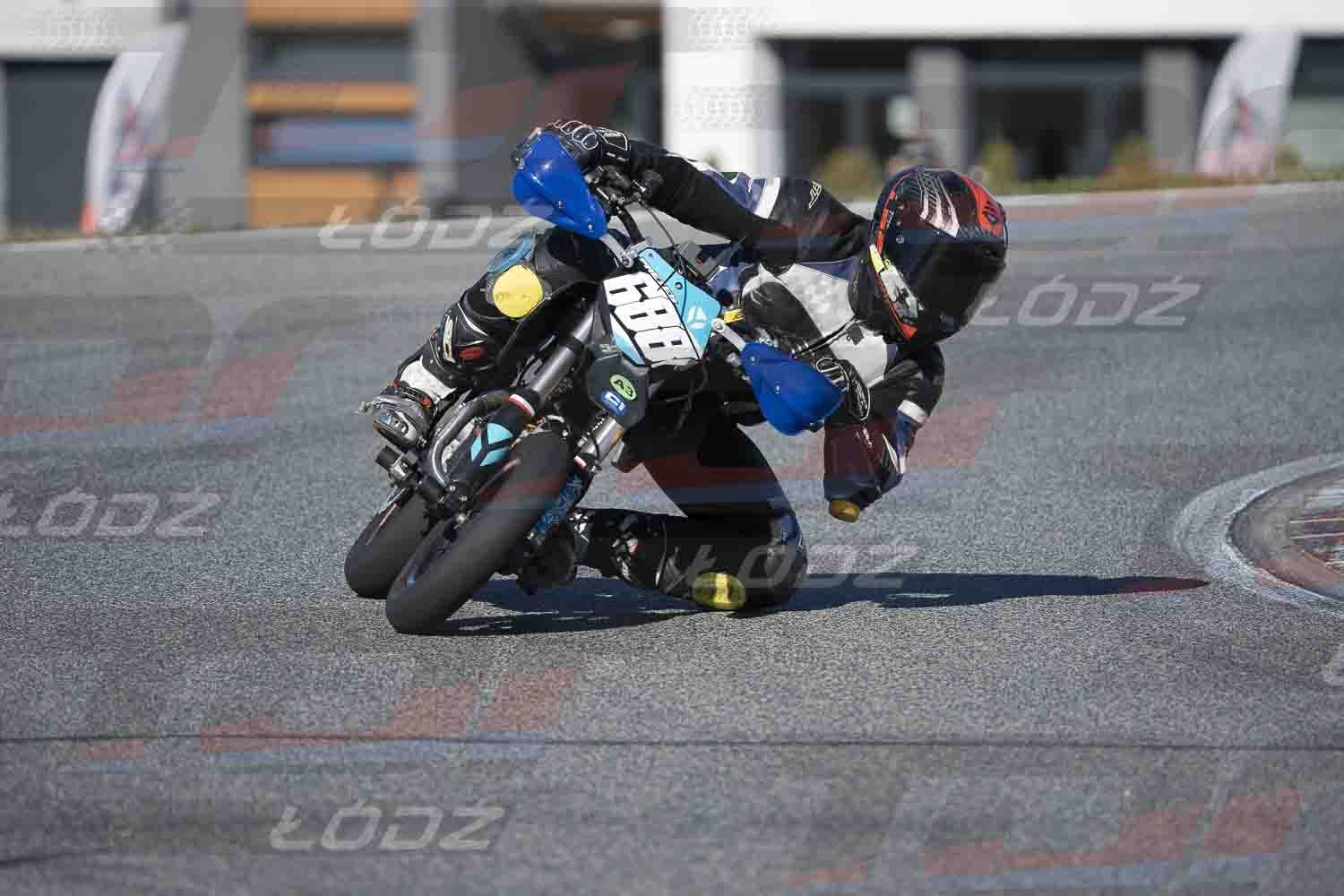 4425TDmoto (24).jpg