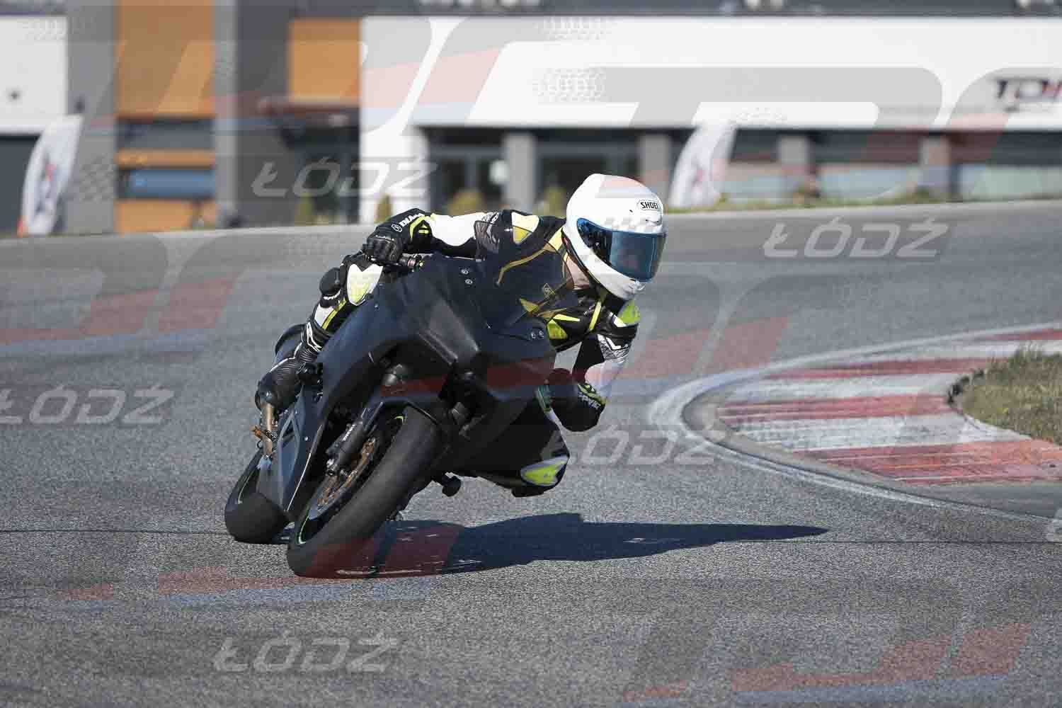4425TDmoto (20).jpg