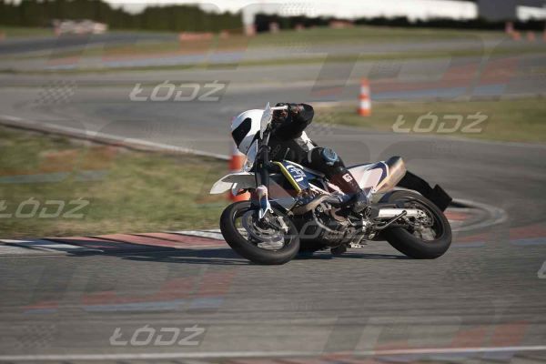 4425TDmoto (105).jpg