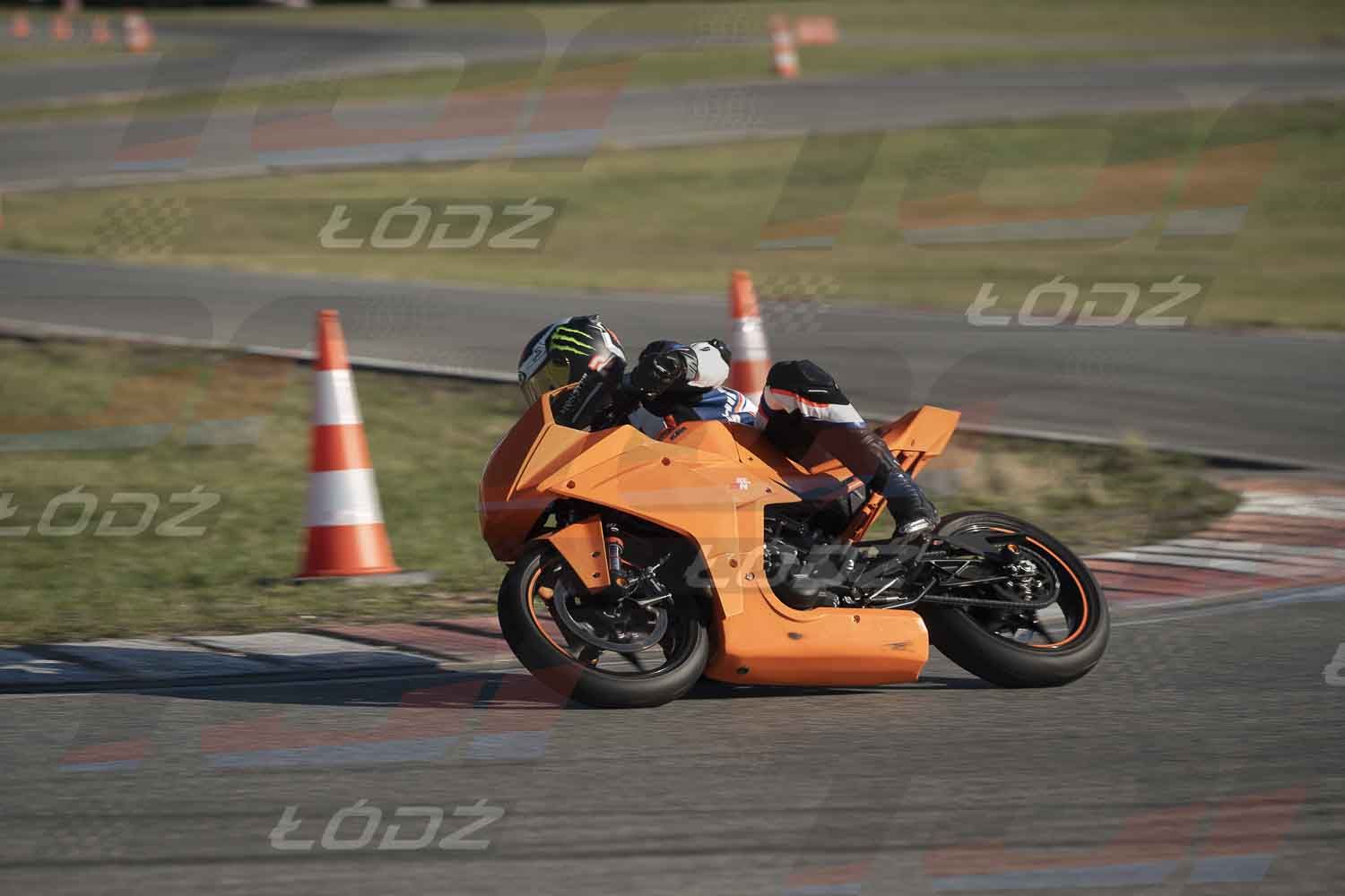 4425TDmoto (172).jpg