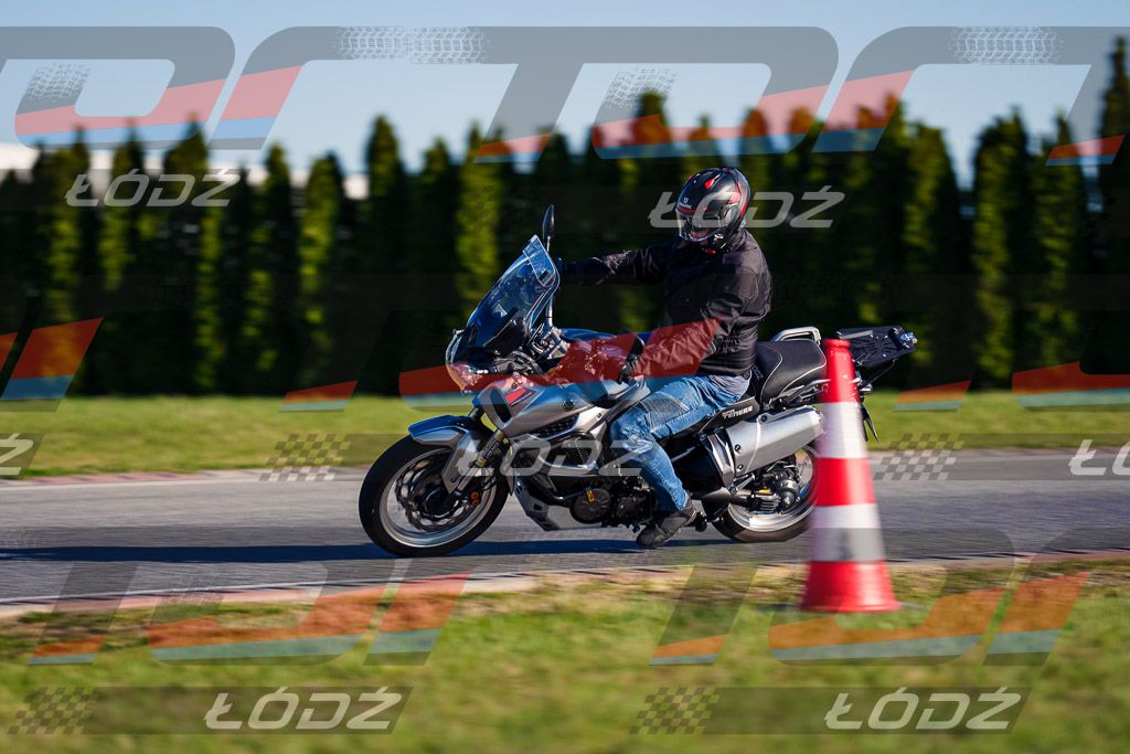 25.04.04 TM-1117.jpg
